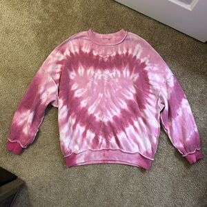 Reversed style pacsun heart tie dye sweatshirt